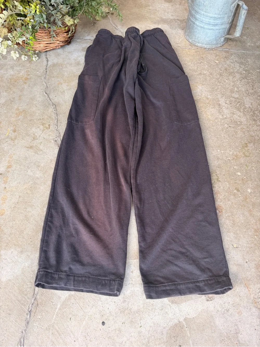 Dockers Black Wide-Leg Elastic Waist Sweatpants